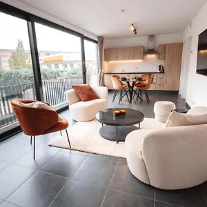 K&y 2 Brussels Airport 500m! Appartement